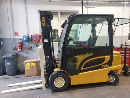 Elektro 4 Rad 2023  Yale ERP 35 VL (1)