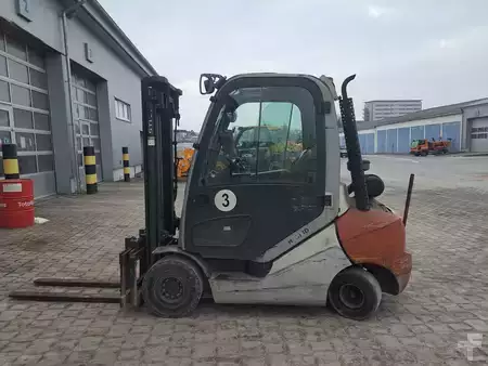 Diesel gaffeltruck 2018  Still RX 70-30 (1)