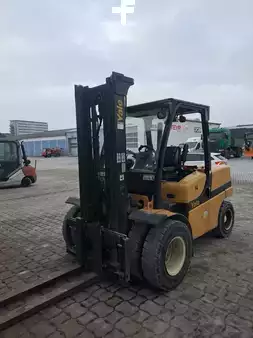 Dieselový VZV 2019  Yale GDP 50 XV Value (7)