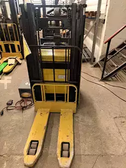 Stackers Stand-on 2015  Yale MP 20 XD (5)