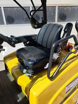 4-wiel elektrische heftrucks 2016  Yale ERP35 VL (8)