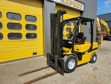 Diesel Forklifts 2013  Yale GDP35VX (3)