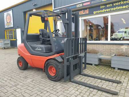 Diesel Forklifts 2012  Linde H30D-05 (5)