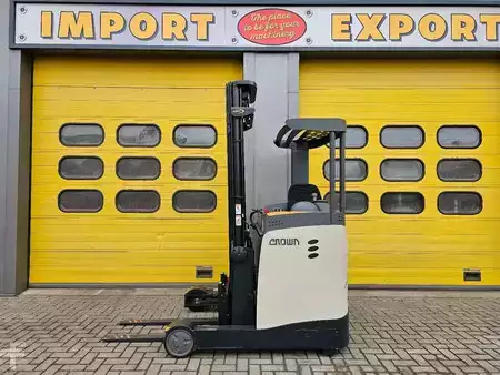 Tolóoszlopos targonca 2018  Crown ESR5240-1.4 (1)