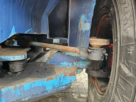 Diesel gaffeltruck 1985  Svetruck 28120-46 * 28TON Hefcapaciteit * (22)