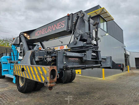 Reachstacker 2010  SMV Konecranes SMV 4531TB5 (17)