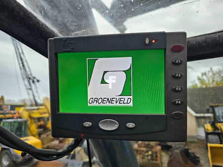 Reachstacker 2010  SMV Konecranes SMV 4531TB5 (28)