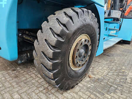 Reachstacker 2010  SMV Konecranes SMV 4531TB5 (34)