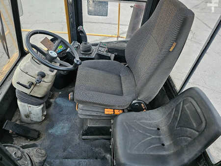 Chariots porte-conteneurs 2005  Fantuzzi FDC25K7DB (17)