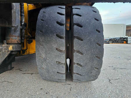 Chariots porte-conteneurs 2005  Fantuzzi FDC25K7DB (20)