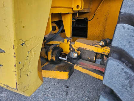 Chariots porte-conteneurs 2005  Fantuzzi FDC25K7DB (24)