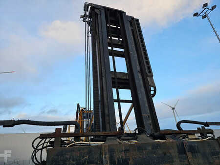 Chariots porte-conteneurs 2005  Fantuzzi FDC25K7DB (9)