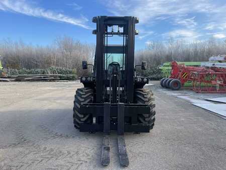 Chariots élévateurs tout terrain 2023  Manitou  (11)