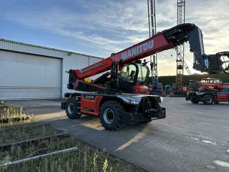 Chariots télécopiques rotatifs 2024  Manitou MRT (36)