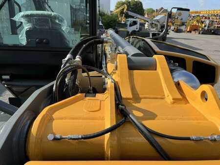 Telescopic forklift rigid 2022  Liebherr T 33-10 LIGNE S (25)