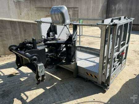 Sollevatori telescopici rigidi 2017  Manitou MRT 1640 EASY (10)