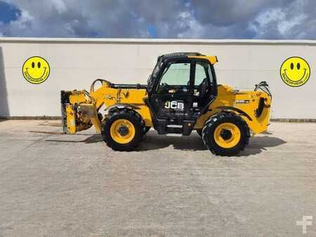 Telescopic forklift rigid 2022  JCB 535V125 (1)