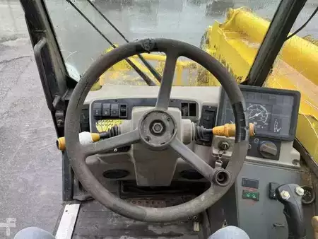 Manipulador fijo 1998  JCB 532-120 (38)