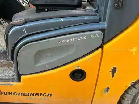 Wózki widłowe diesel 2012  Jungheinrich DFG435s (47)