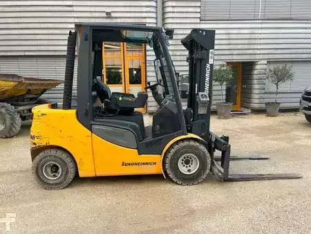 Wózki widłowe diesel 2012  Jungheinrich DFG435s (9)