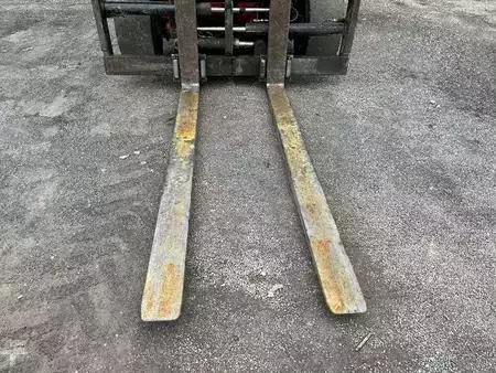 Dieselový VZV 2010  Manitou MI60H (6T / 4m) (11)