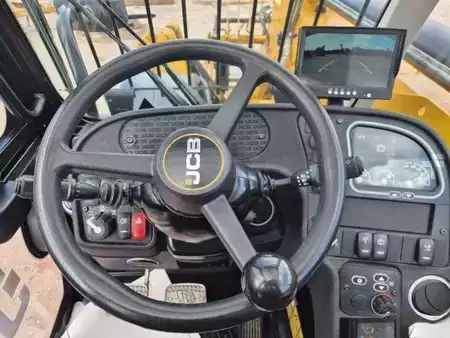 Verreikers (vast) 2022  JCB 535V125 (12)