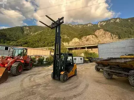 Carretilla elevadora diésel 2012  Jungheinrich DFG435s (4)