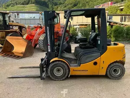 Carretilla elevadora diésel 2012  Jungheinrich DFG435s (6)