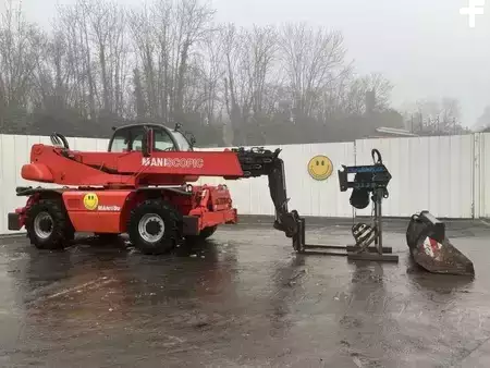 Chariots téléscopiques fixes 2007  Manitou MRT 2150 PRIVILEGE (1)