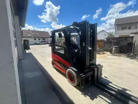 Elektro 4 Rad 2022  Linde E50Hl (2)