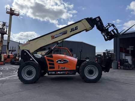 Manipulador fijo 2024  JLG 1055 (15)