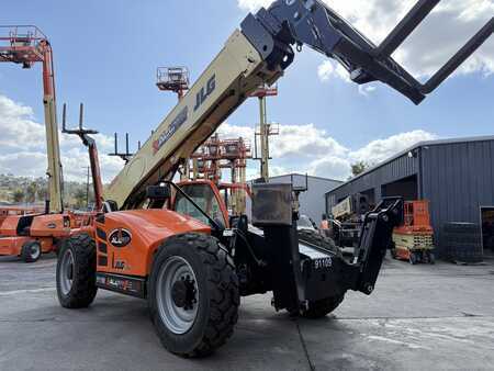 Manipulador fijo 2024  JLG 1055 (14)