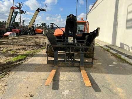 Telehandler Fixed 2017  JLG 1055 (4)