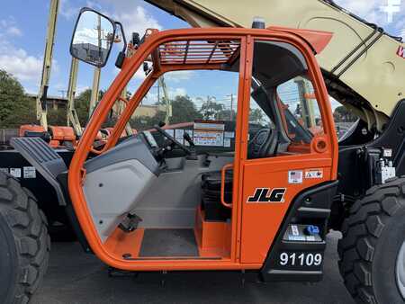 Manipulador fijo 2024  JLG 1055 (11)