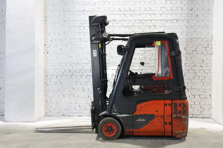 Elektro tříkolové VZV 2018  Linde E16C (1)