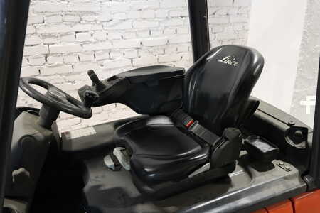 Elektro čtyřkolový VZV 2019  Linde E16P (3)