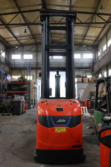 Vertikální vychystávací vozík 2019  Linde V 48 (1)