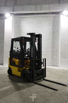 LPG Forklifts 2016  Hyundai 18L (5)