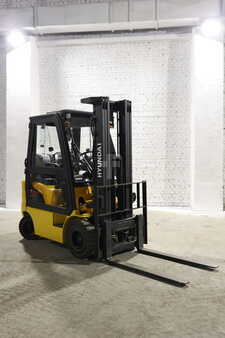 LPG Forklifts 2016  Hyundai 18L (6)