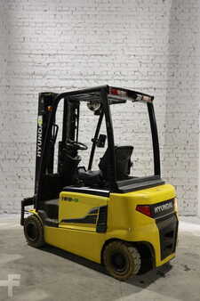 Electric - 3 wheels 2016  Hyundai 18B (1)