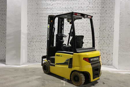 Electric - 3 wheels 2016  Hyundai 18B (7)