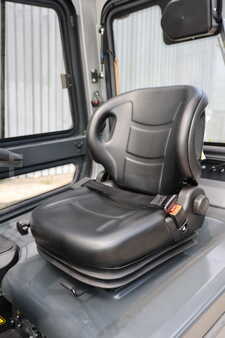 Elektro čtyřkolový VZV 2024  Baoli KBE 25 (2)