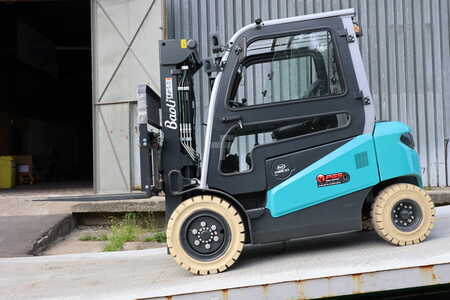 Elektro čtyřkolový VZV 2024  Baoli KBE 30 (1)