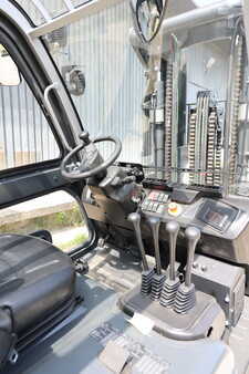 Elektro čtyřkolový VZV 2024  Baoli KBE 30 (12)