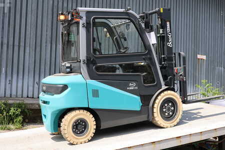 Elektro čtyřkolový VZV 2024  Baoli KBE 35 (1)