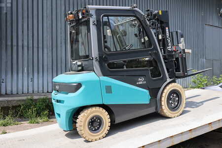 Elektro čtyřkolový VZV 2024  Baoli KBE 35 (2)