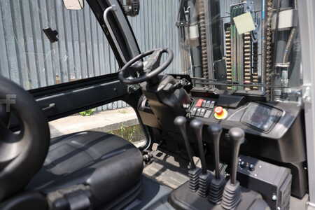 Elektro čtyřkolový VZV 2024  Baoli KBE 35 (7)