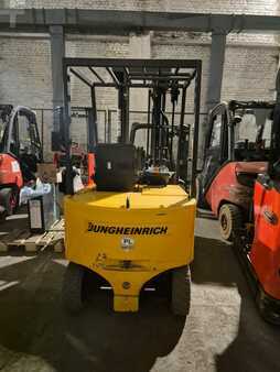 4-wiel elektrische heftrucks 1998  Jungheinrich EFG-V 25 (3)