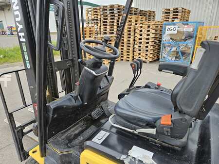 El Truck - 4-hjul 2016  Hyundai 18B-9 (6)