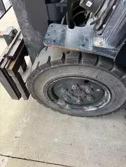 Montacargas diésel 2020  Doosan D25S-7 (6)